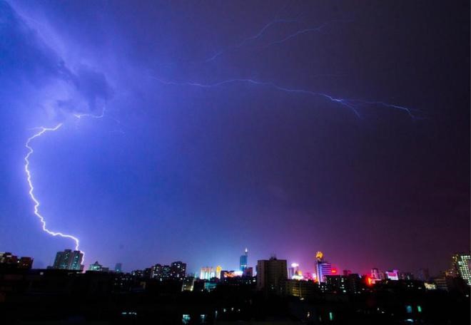 雷電模擬試驗系統.jpg
